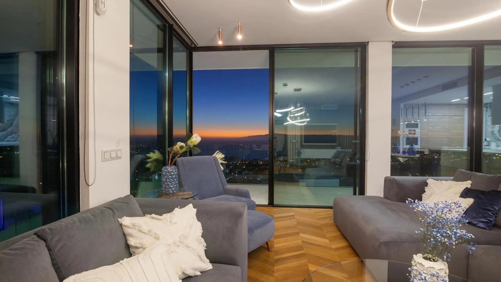 200M New Villa E With Priv/Heated Pool, Ocean View. Costa Adeje